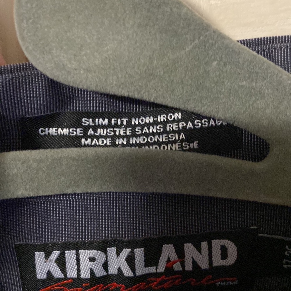 Kirkland Signature mens dress shirt - Picture 3 of 6